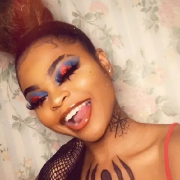 Bianca Mink Lashes - Picture 5 of 5